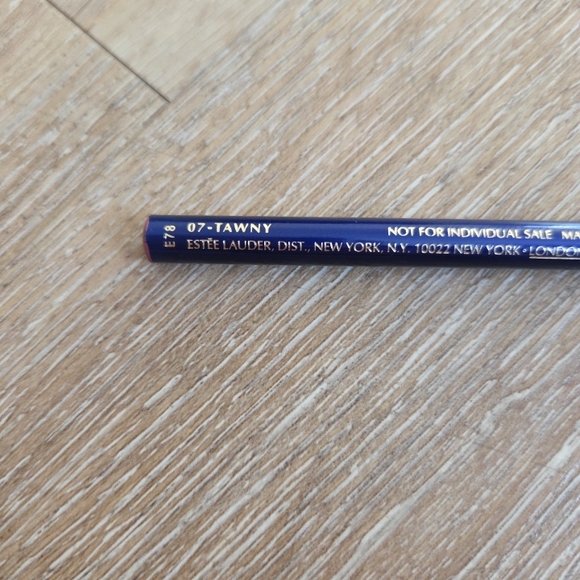 Vtg ESTEE LAUDER Tawny #07 Lip Defining Pencil E78 FULL Size New Old Stock Rare - Picture 1 of 5